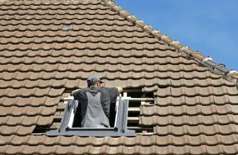 Pose de velux - Saint-Jean-du-Cardonnay